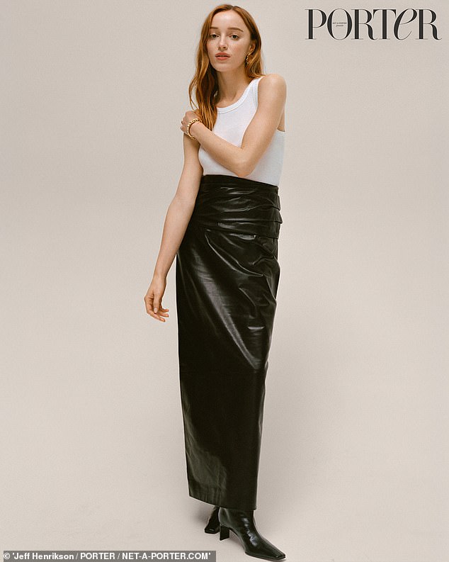 Phoebe Dynevor mentioning her low-waisted jeans, a popular 90s trend in her interview with PORTER