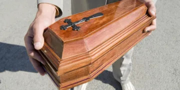 Pet owners given ‘fake ashes’ by funeral home — the real fate of their pets will shock you