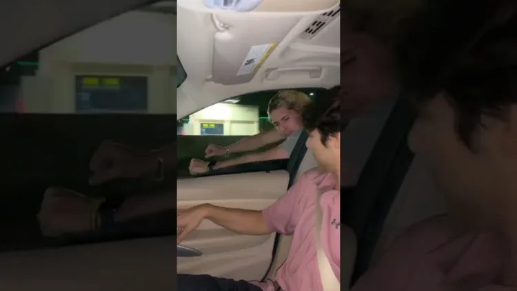 When Superman Casually Pulls Up On You  – video