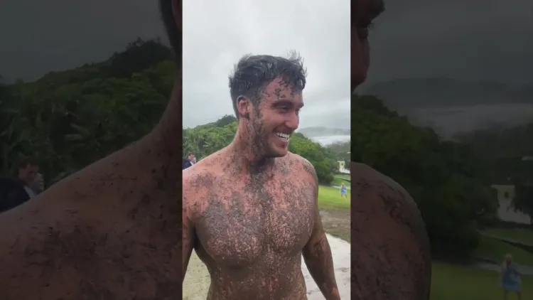 The Boys When They Find A Mudslide  – video