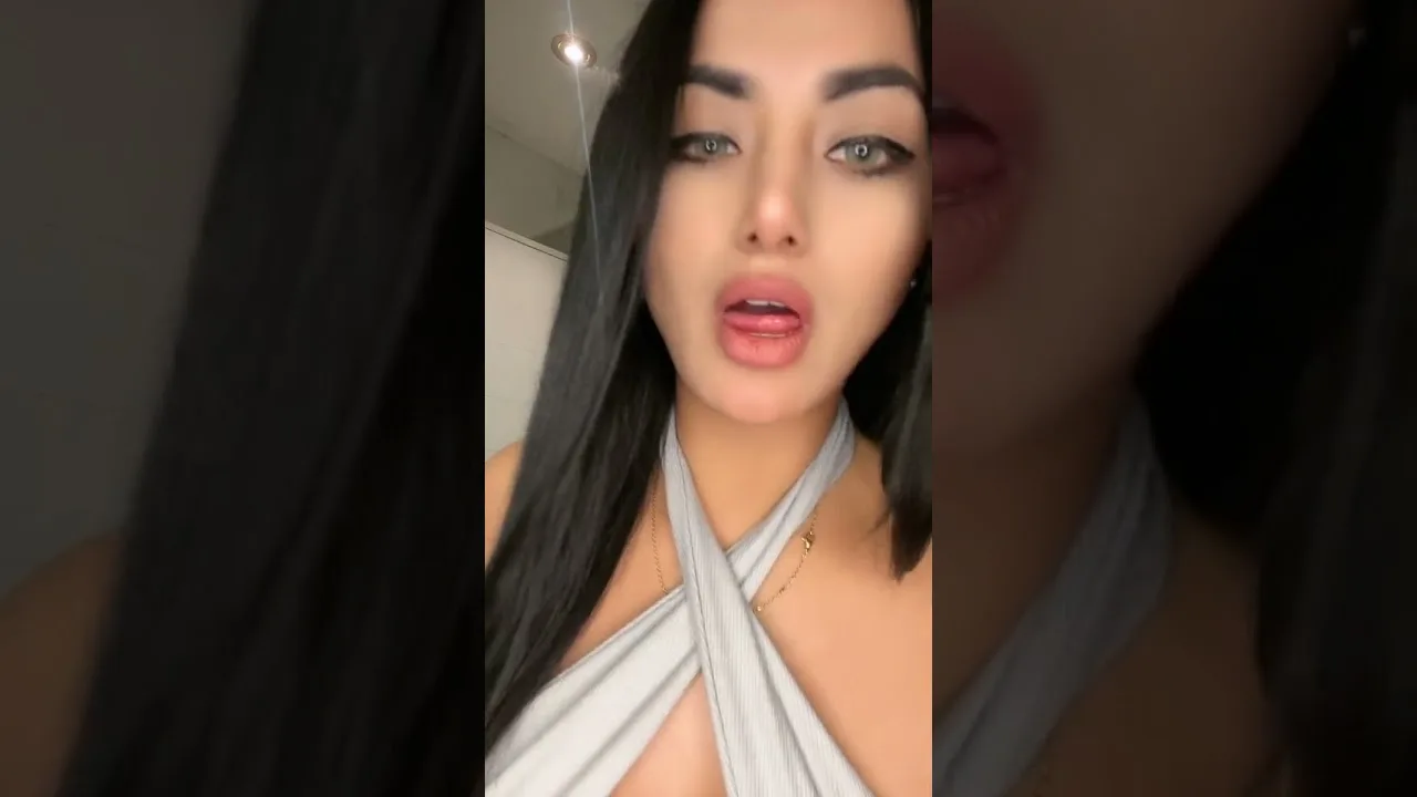 Tiktok Thot in slingshot dress – video