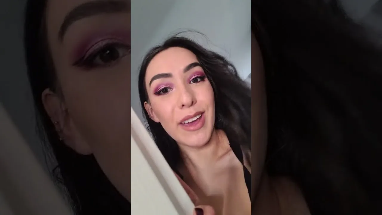 Tiktok Thot Enjoying a Banana – video